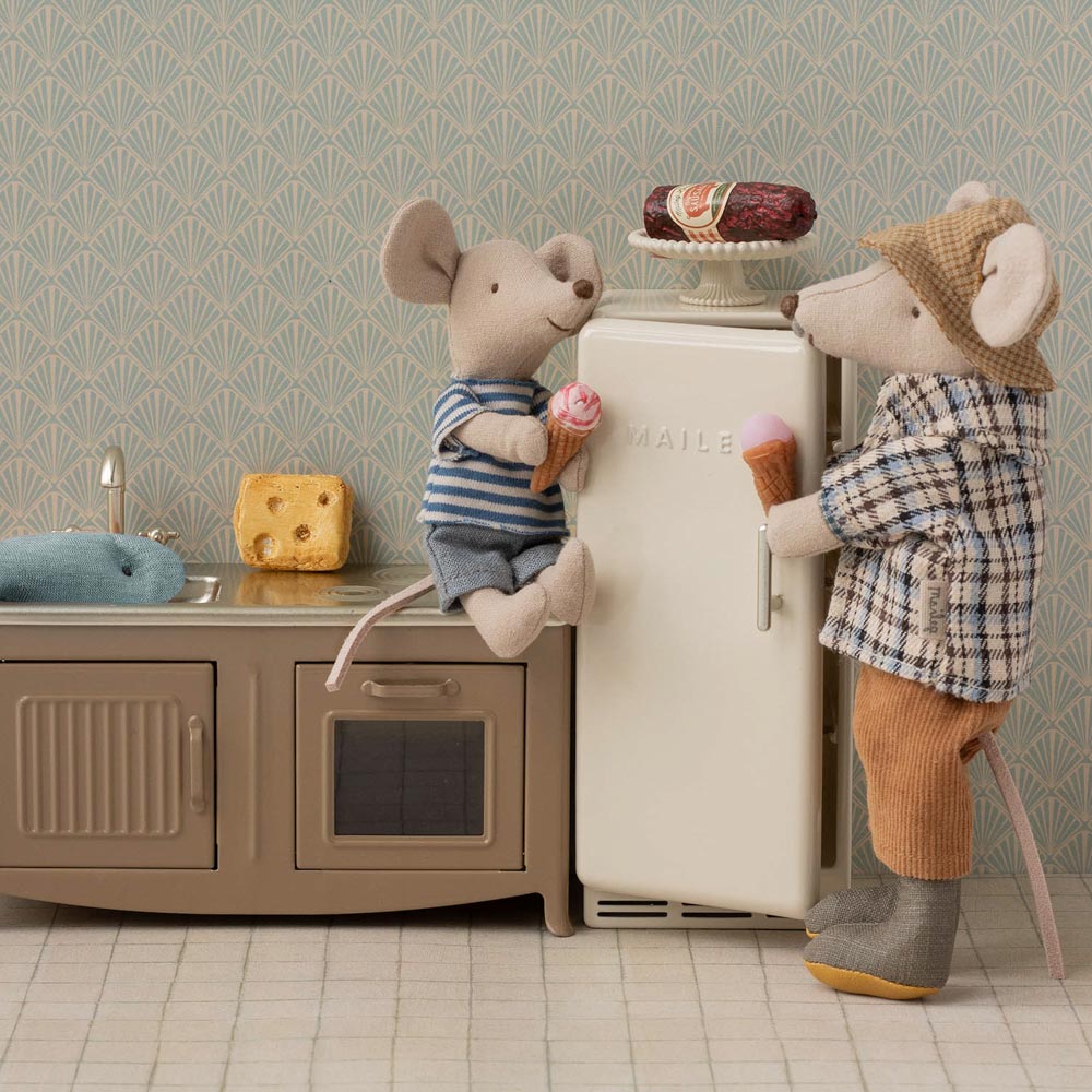 Maileg Kühlschrank für Mäuse – Bild 4